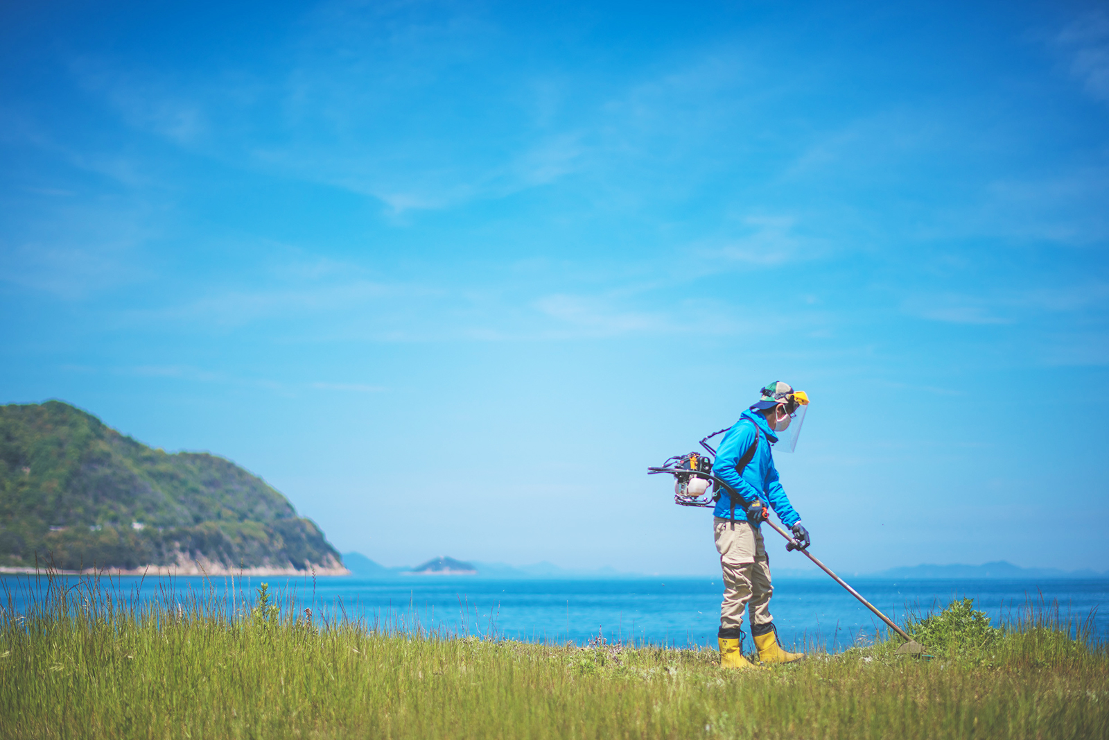 キャンプサイト草刈り作業