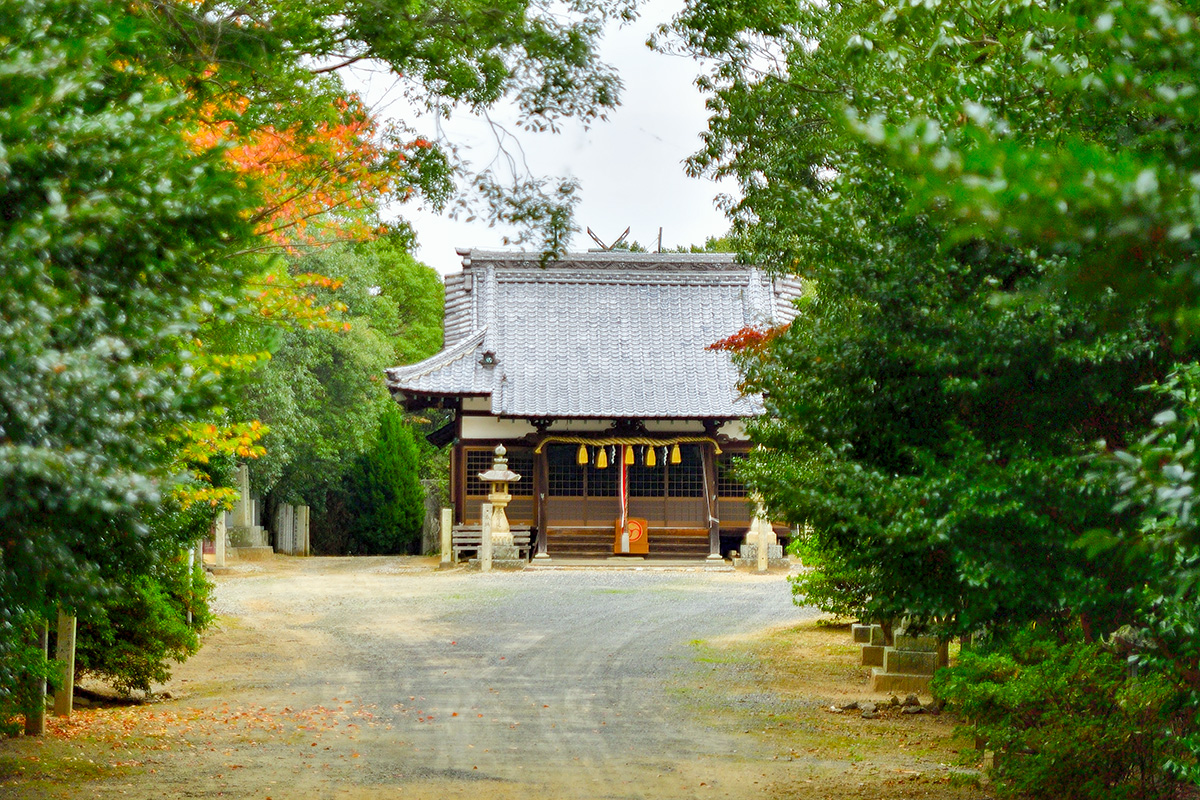 亀居八幡神社