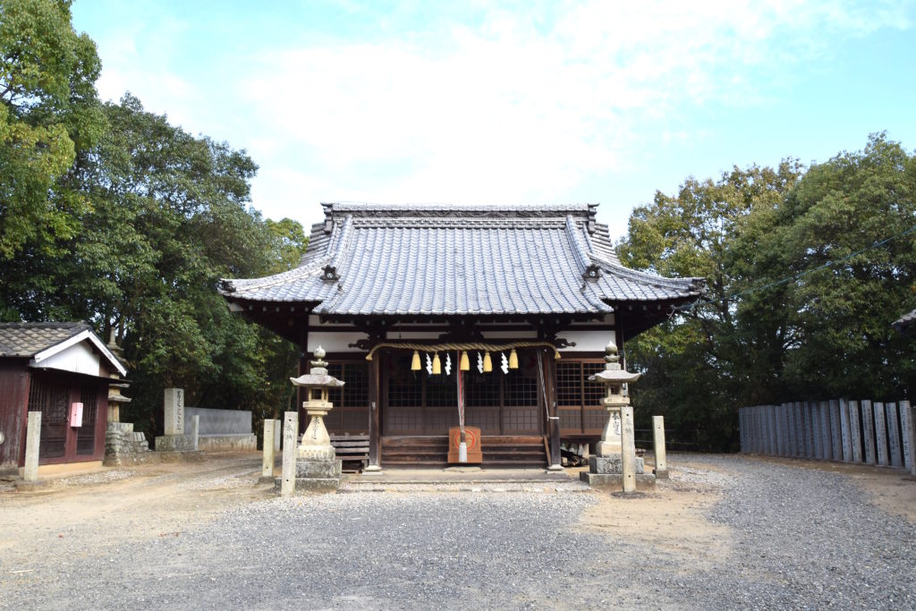 亀居八幡神社